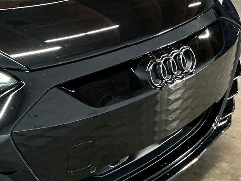Used 2022 Audi RS e-tron GT w/ Carbon Performance Package image 32