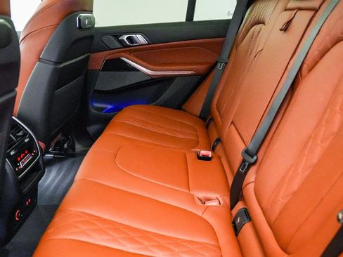 Certified 2024 BMW X5 xDrive40i w/ M Sport Package AWD/4WD image 20