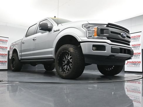 Used 2019 Ford F150 XLT w/ Equipment Group 302A Luxury AWD/4WD image 31