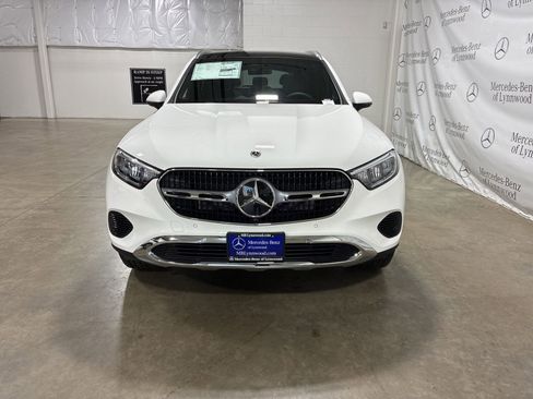 New 2026 Mercedes-Benz GLC 300 4MATIC image 2