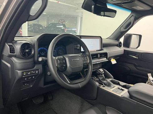 Used 2027 Toyota Land Cruiser AWD/4WD image 10
