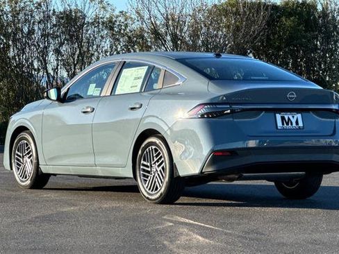 New 2026 Nissan Sentra SV w/ Floor Mat Package image 6