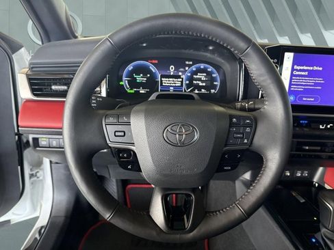 Used 2025 Toyota Camry XSE w/ Premium Plus Package image 13