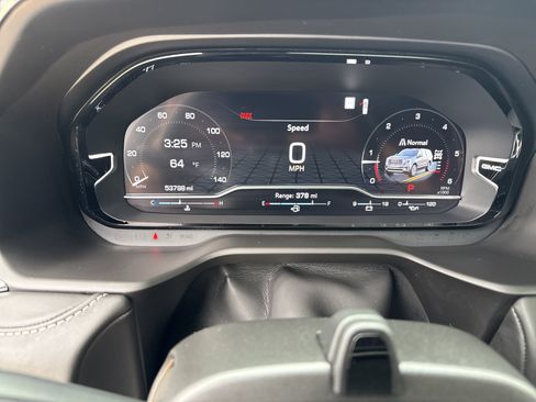 Used 2023 GMC Yukon Denali Ultimate AWD/4WD image 25
