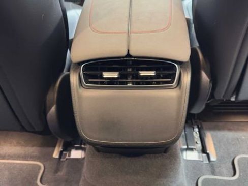 Used 2022 Mercedes-Benz EQS 580 4MATIC Sedan image 17