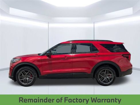 Used 2025 Ford Explorer ST-Line w/ Premium Package AWD/4WD image 2