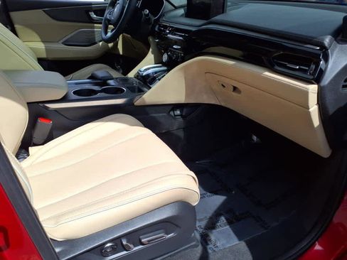 Certified 2024 Acura MDX SH-AWD w/ Advance Package image 9