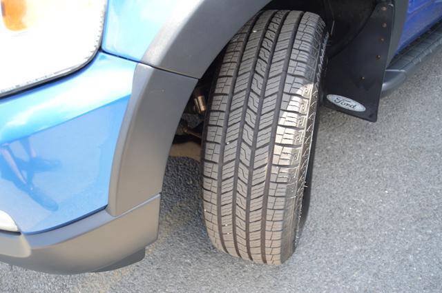 Used 2010 Ford Explorer Sport Trac XLT AWD/4WD image 23