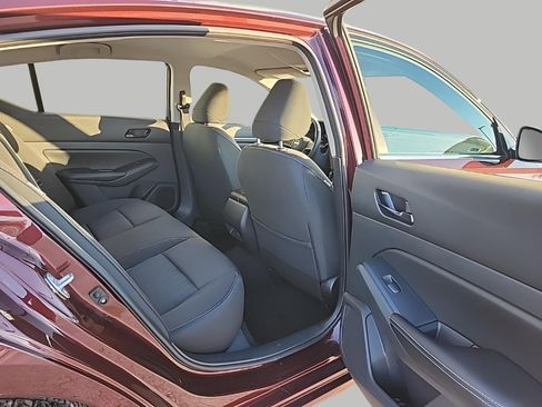 Used 2025 Nissan Altima 2.5 SV image 6