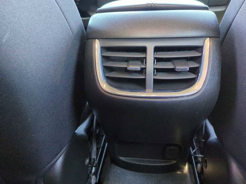 Used 2023 Chevrolet Malibu LT image 21