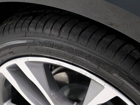 Used 2024 Chevrolet Malibu LT image 19