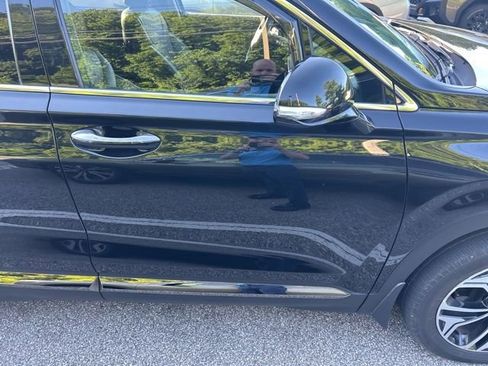 Used 2019 Hyundai Santa Fe Limited AWD/4WD image 4
