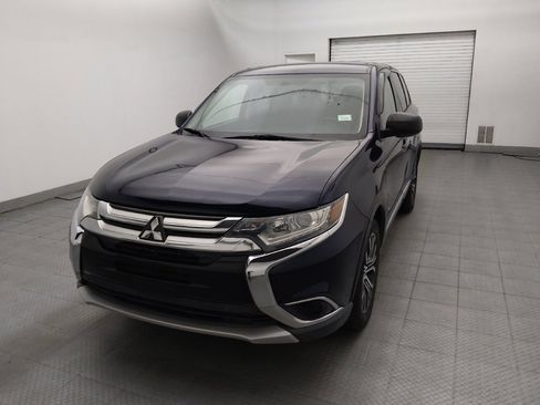Used 2017 Mitsubishi Outlander ES AWD/4WD image 15