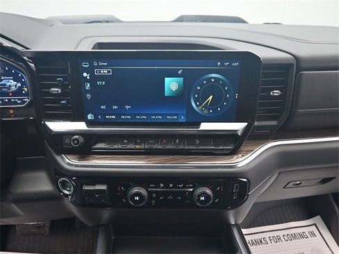 Used 2022 Chevrolet Silverado 1500 LT Trail Boss image 14