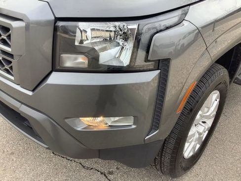 Used 2022 Nissan Frontier SV AWD/4WD image 34