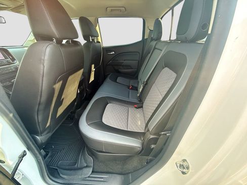 Used 2016 Chevrolet Colorado Z71 AWD/4WD image 25