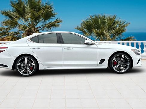 Used 2025 Genesis G70 3.3T Advanced image 4