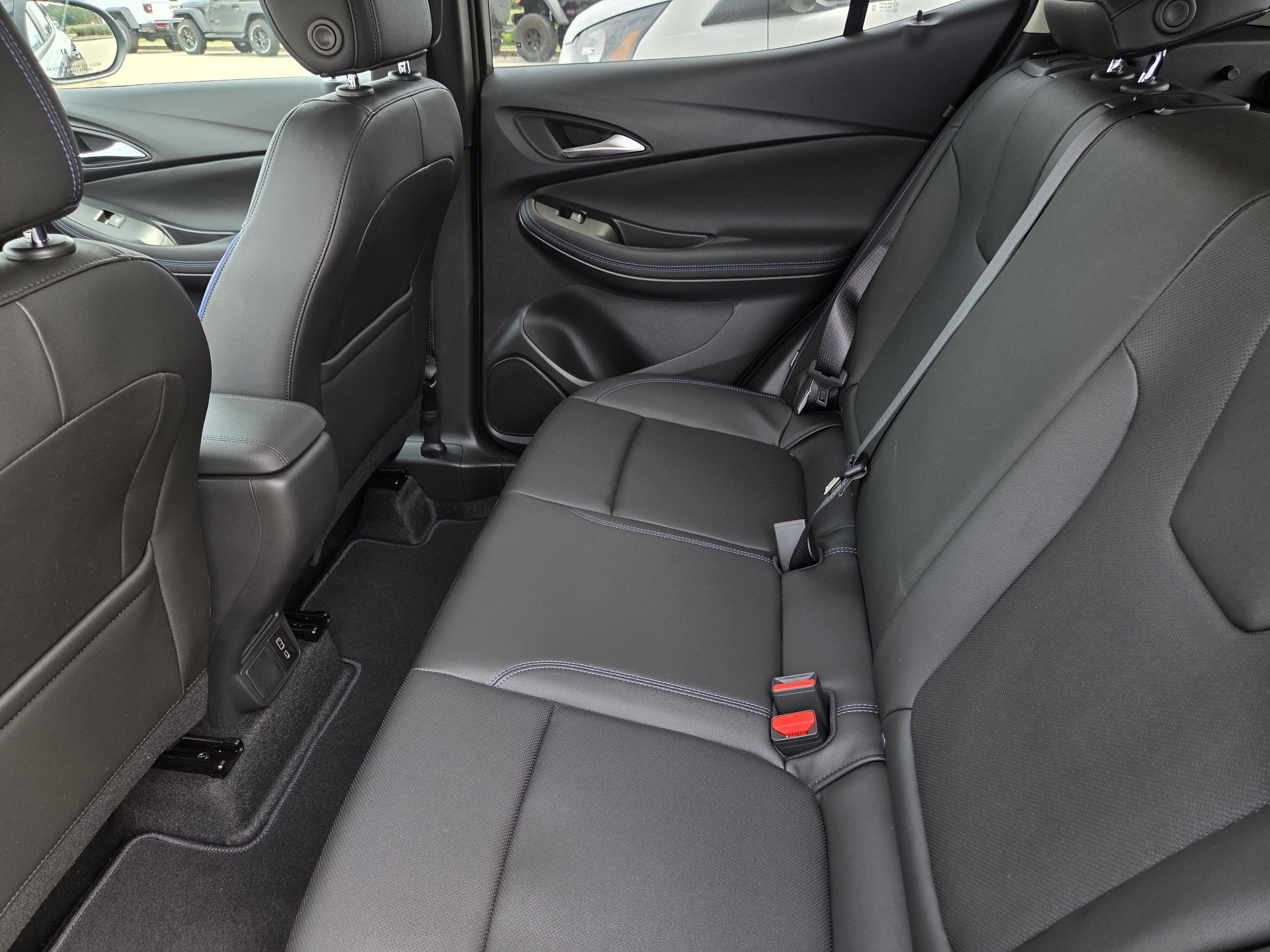 New 2026 Buick Encore GX Sport Touring w/ Advanced Technology Package FWD image 21
