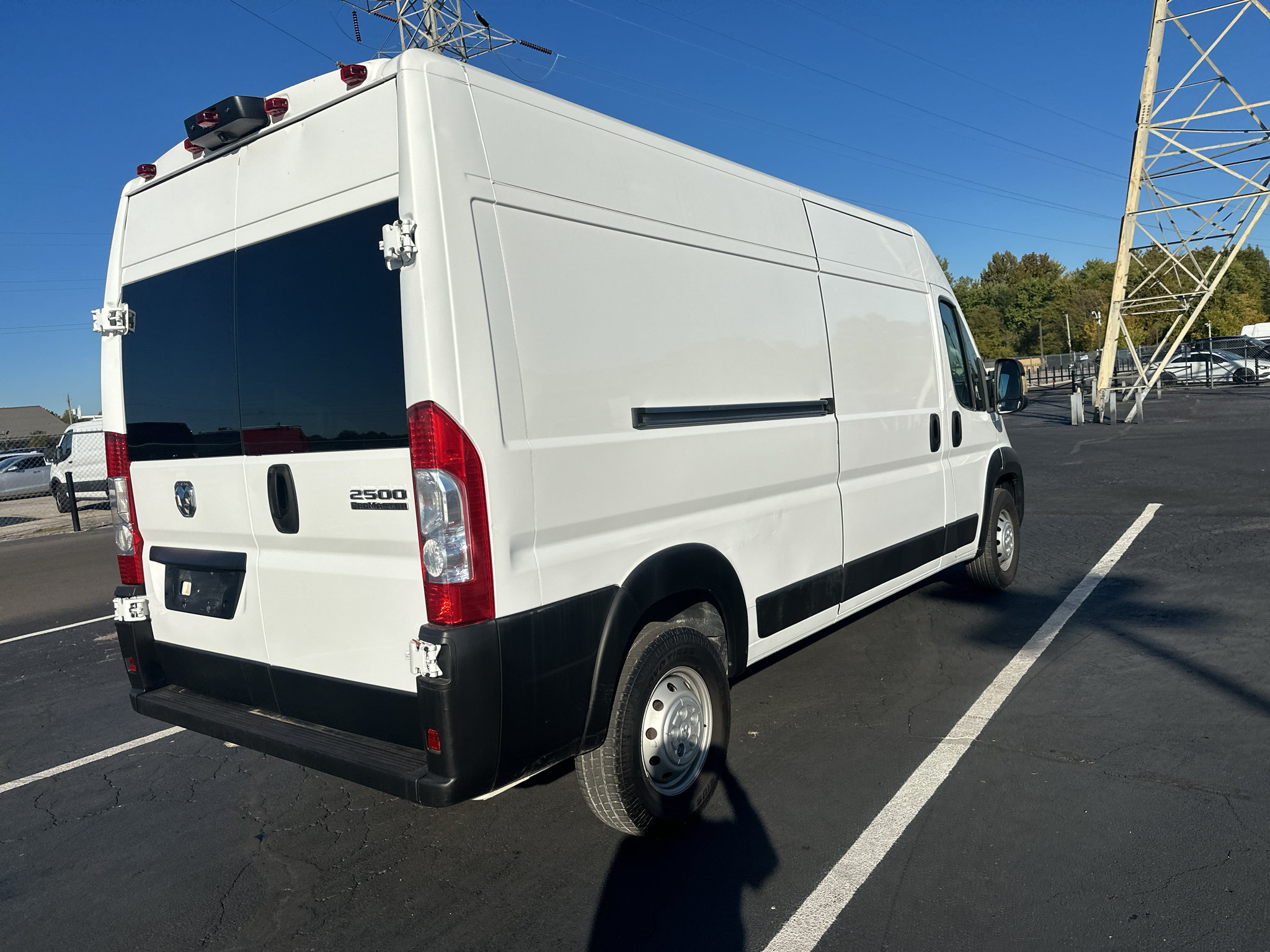 Used 2023 RAM ProMaster 2500 FWD image 6