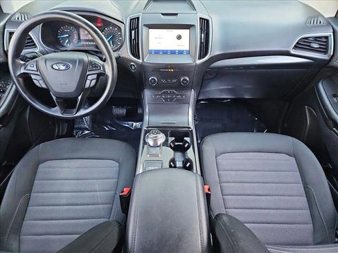 Used 2020 Ford Edge SE FWD image 17