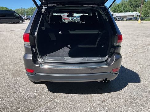 Used 2019 Jeep Grand Cherokee Limited w/ Luxury Group II AWD/4WD image 14