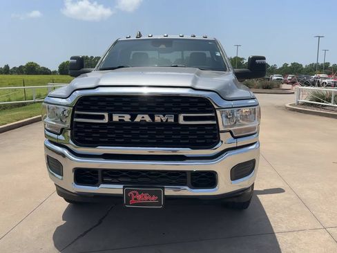 Used 2024 RAM 2500 Tradesman w/ Safety Group AWD/4WD image 4