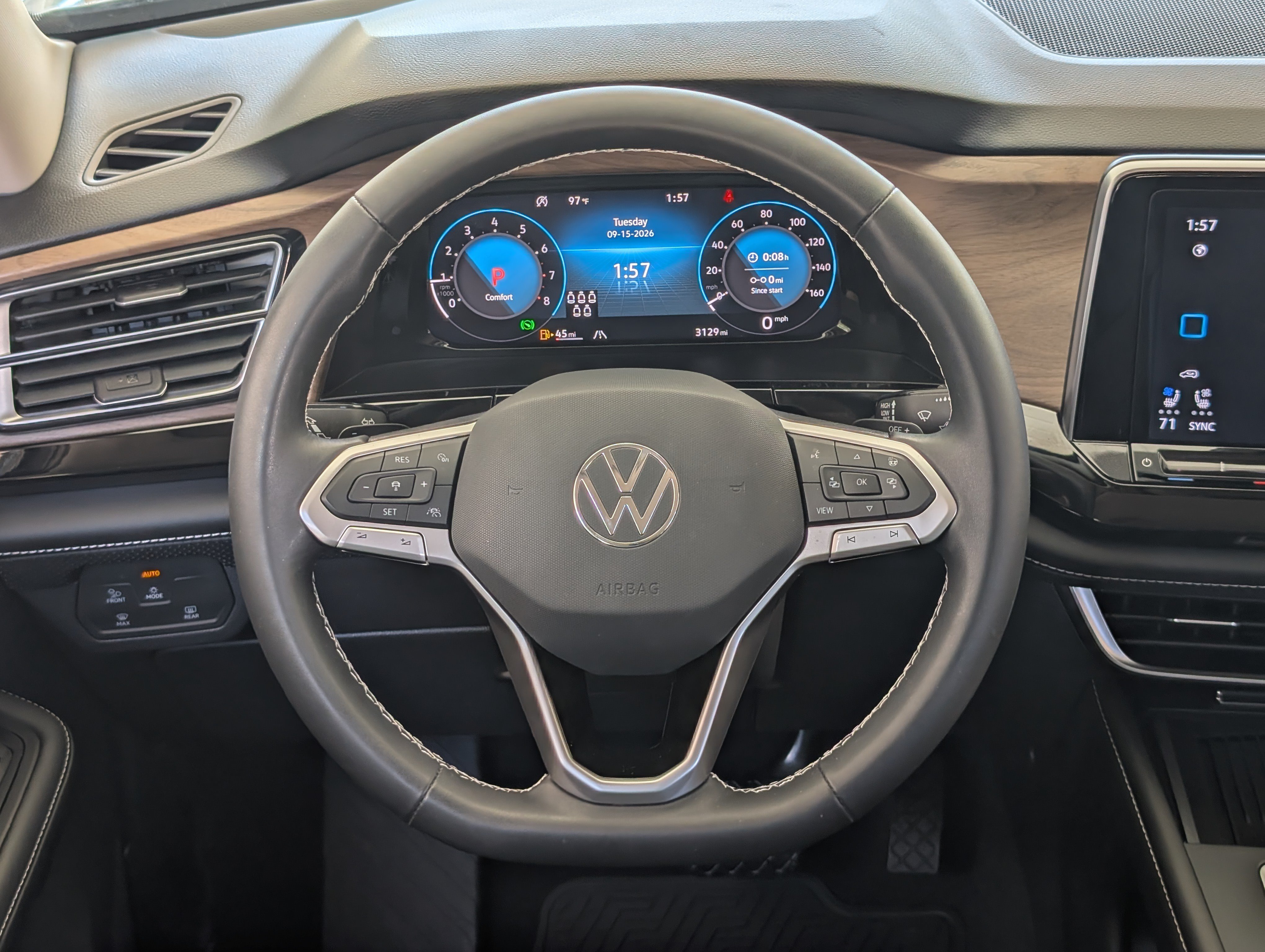 Used 2025 Volkswagen Atlas SE FWD image 27