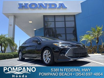 Used 2021 Toyota Avalon XLE w/ Moonroof Package