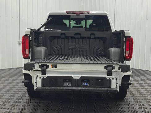 Used 2023 GMC Sierra 1500 Denali w/ Technology Package AWD/4WD image 30
