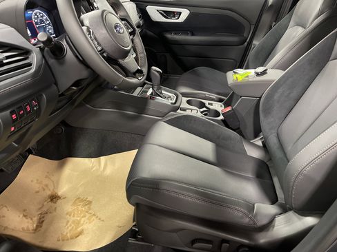 New 2025 Subaru Forester Touring image 10