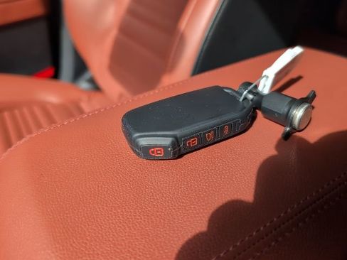 Used 2023 Kia Sportage SX image 26