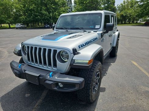 Used 2022 Jeep Wrangler Unlimited Rubicon 4xe w/ Cold Weather Group AWD/4WD image 2