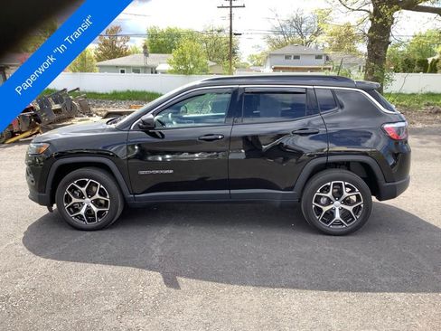 Used 2024 Jeep Compass Limited AWD/4WD image 7