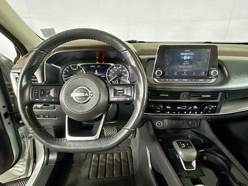 Certified 2023 Nissan Rogue SV w/ SV Premium B Package AWD/4WD image 10