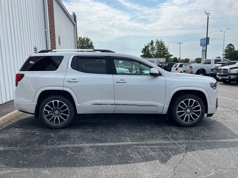 Used 2021 GMC Acadia Denali w/ Denali Ultimate Package AWD/4WD image 4