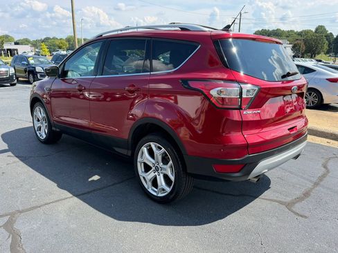 Used 2018 Ford Escape Titanium AWD/4WD image 5