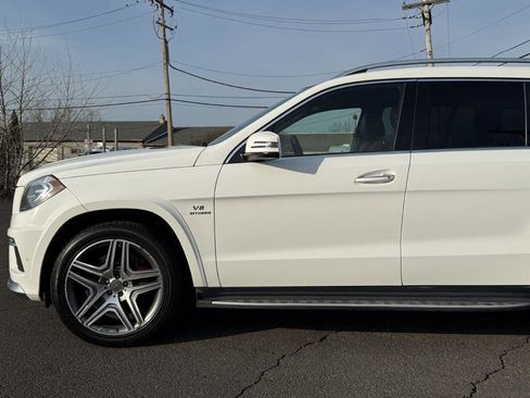 Used 2015 Mercedes-Benz GL 63 AMG 4MATIC image 5