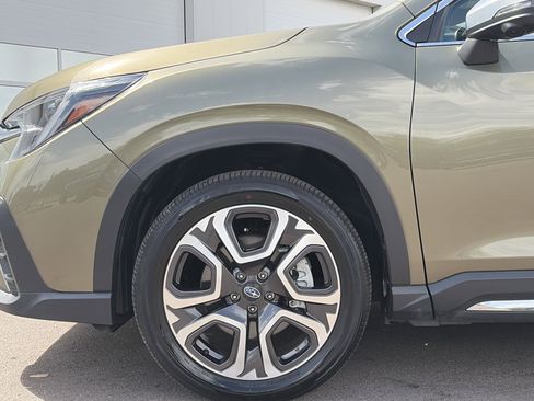 Used 2023 Subaru Ascent Limited w/ Technology Package AWD/4WD image 10