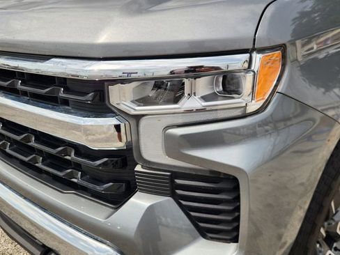 Used 2023 Chevrolet Silverado 1500 LT image 6