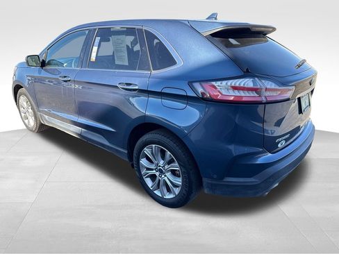 Used 2019 Ford Edge Titanium w/ Equipment Group 301A AWD/4WD image 3