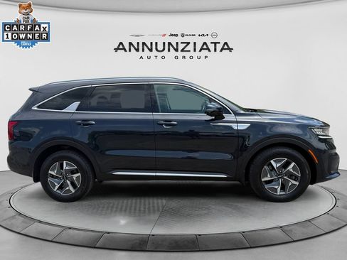 Used 2022 Kia Sorento S AWD/4WD image 6