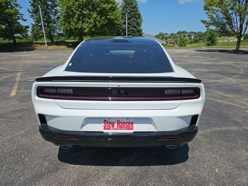 Used 2026 Dodge Charger Scat Pack AWD/4WD image 5