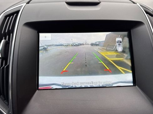 Used 2017 Ford Edge Titanium w/ Equipment Group 301A image 3