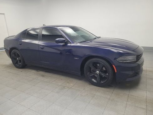 Used 2017 Dodge Charger R/T image 11