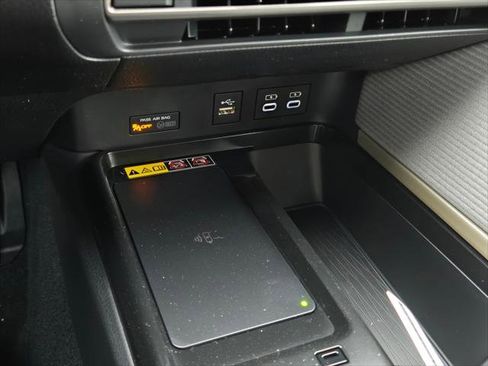 Certified 2026 Toyota Camry SE FWD image 18