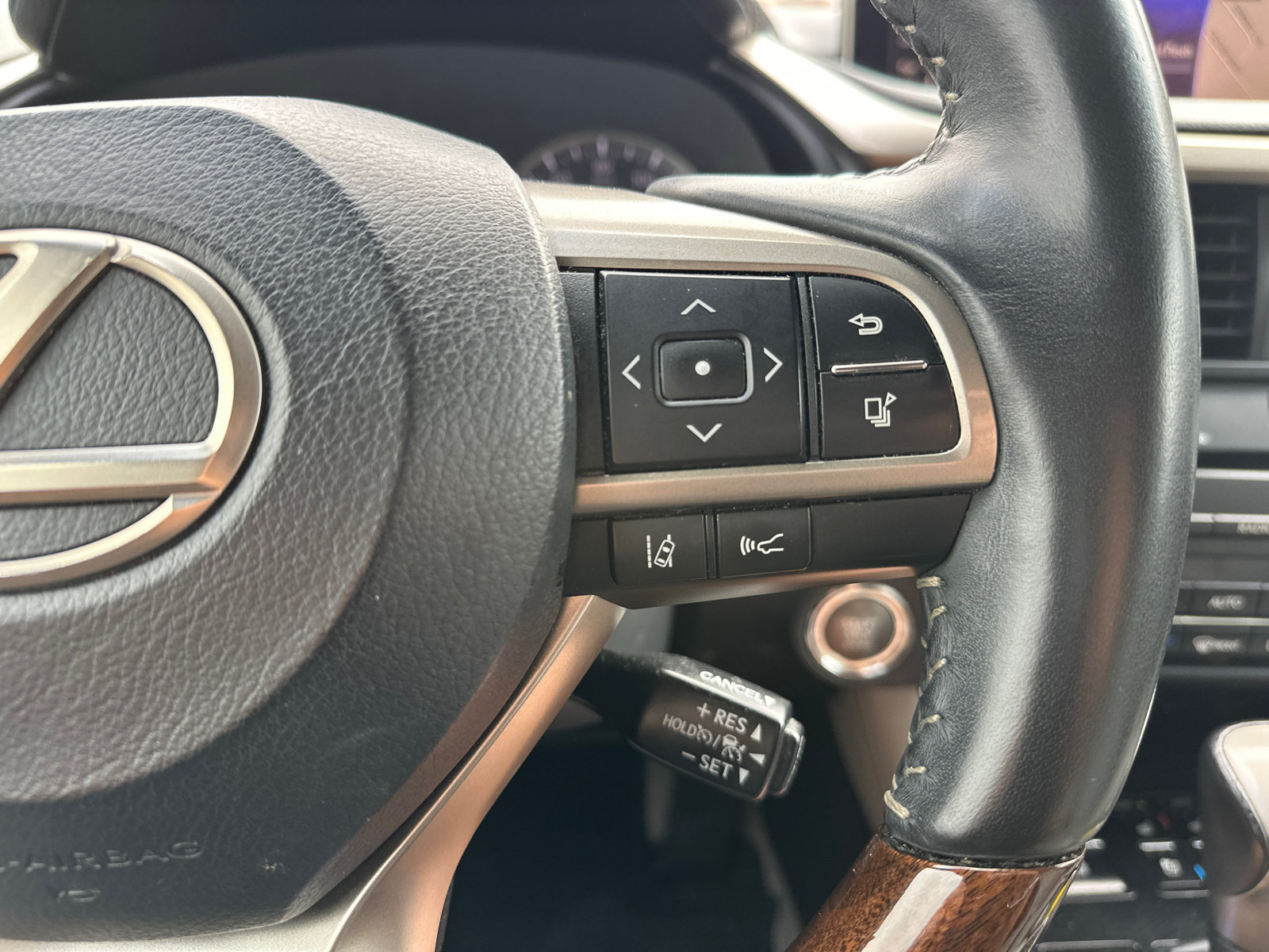 Used 2017 Lexus RX 350 FWD w/ Premium Package image 22
