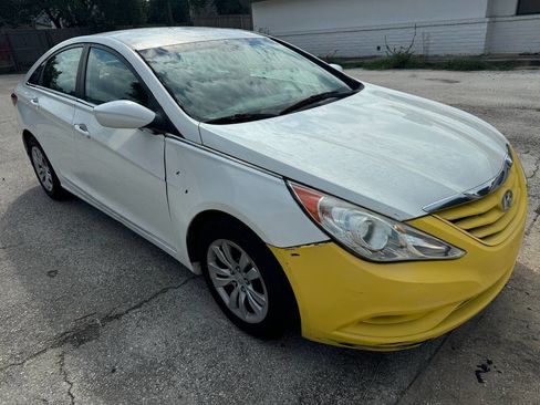 Used 2011 Hyundai Sonata GLS image 1