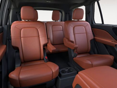 New 2026 Lincoln Aviator Reserve w/ Luxury Package RWD image 11