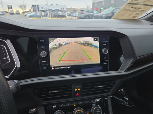 Used 2022 Volkswagen Jetta GLI Autobahn image 25