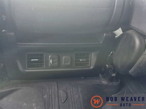 Used 2022 GMC Sierra 3500 SLE w/ SLE Convenience Package AWD/4WD image 31